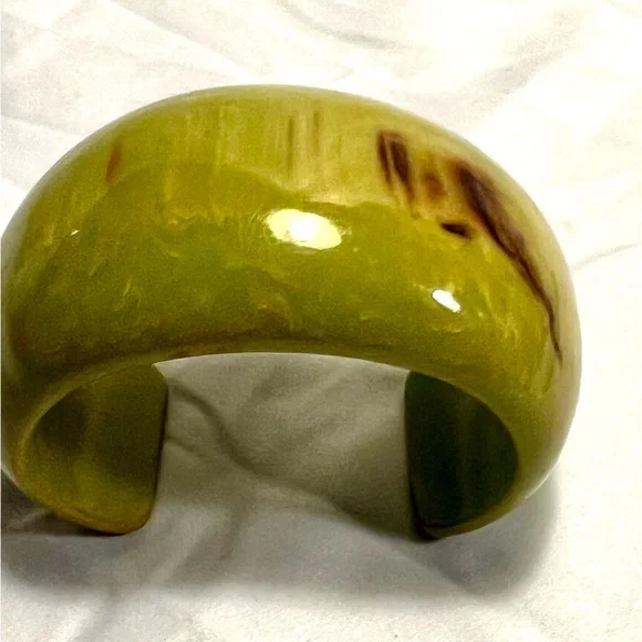 Vintage Yellowgreen Marbled Bakelite Cuff Bracelet “Yves Ste.Laurent like”